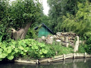 Les Hortillonnages - the cultivated peat islands of Amiens, France