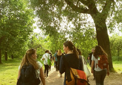 Off on a post-conference urban forage / salad making expedition with Mundraub